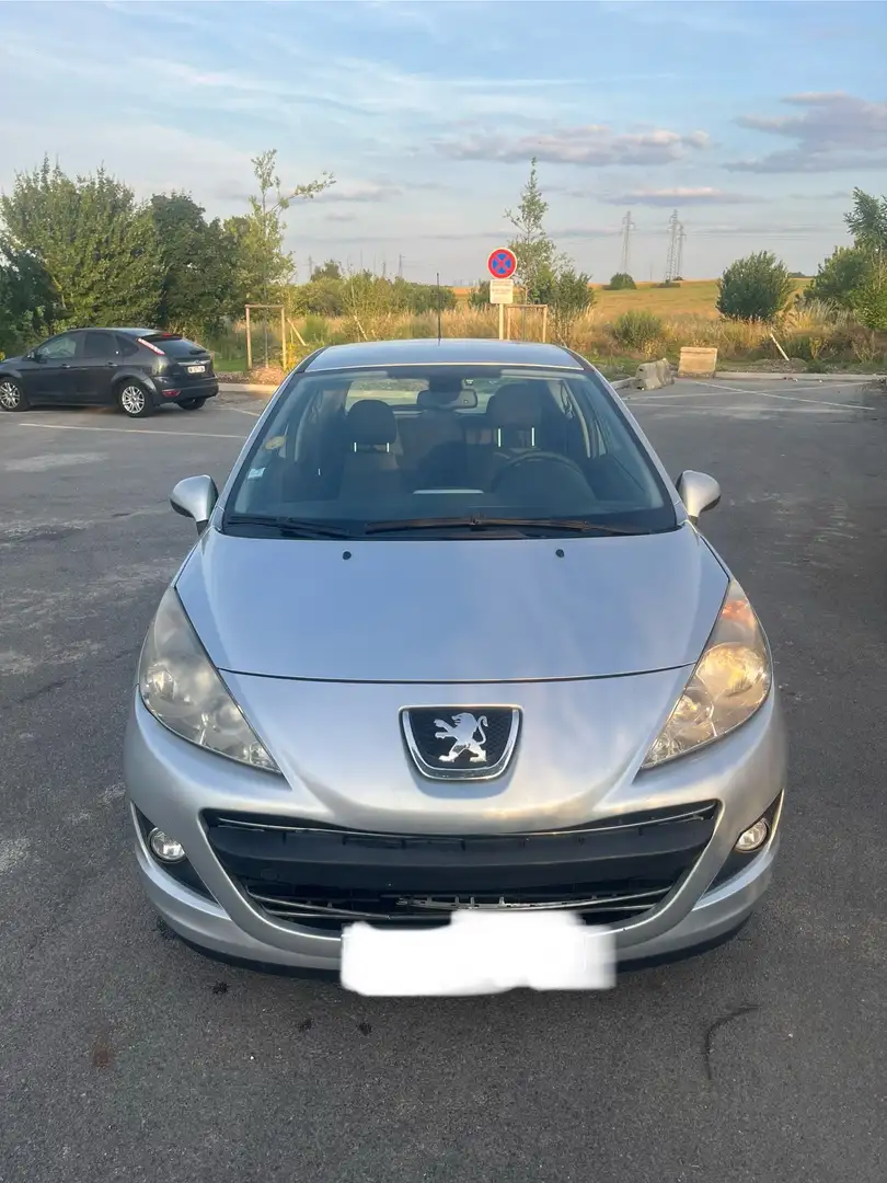 Peugeot 207 1.6 HDi 90ch FAP 99g BLUE LION Premium - 1