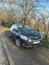 Auris 97 VVT-i Linéa Luna