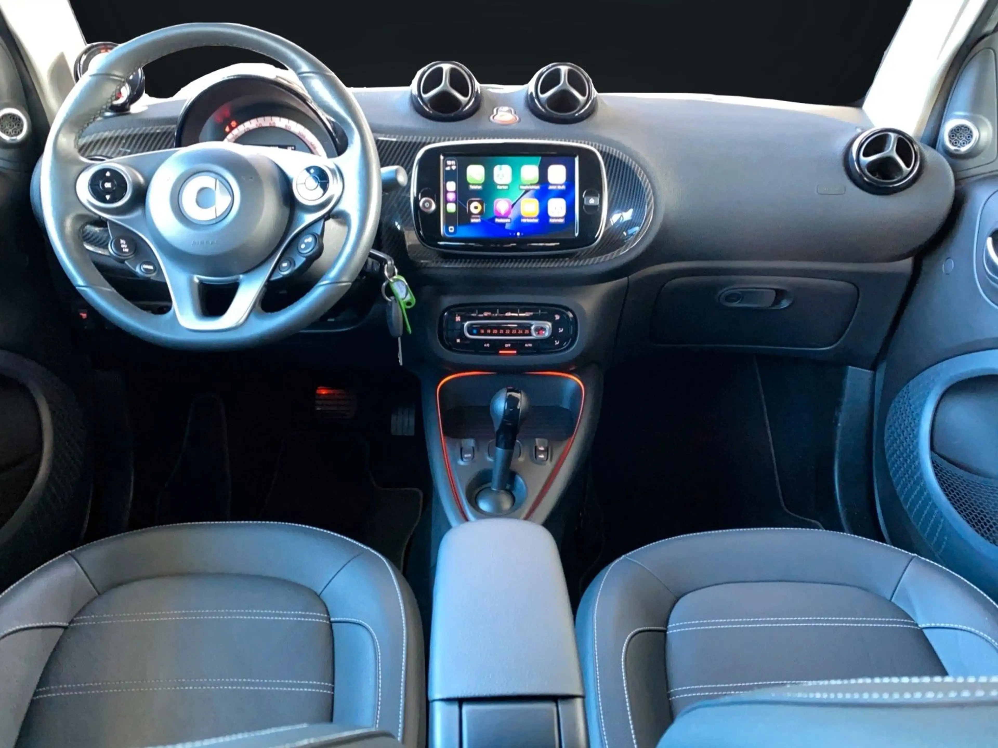 smart forTwo EQ-DRIVE CABRIO PRIME NAVI-KAMERA-JBL-LED — photo 10