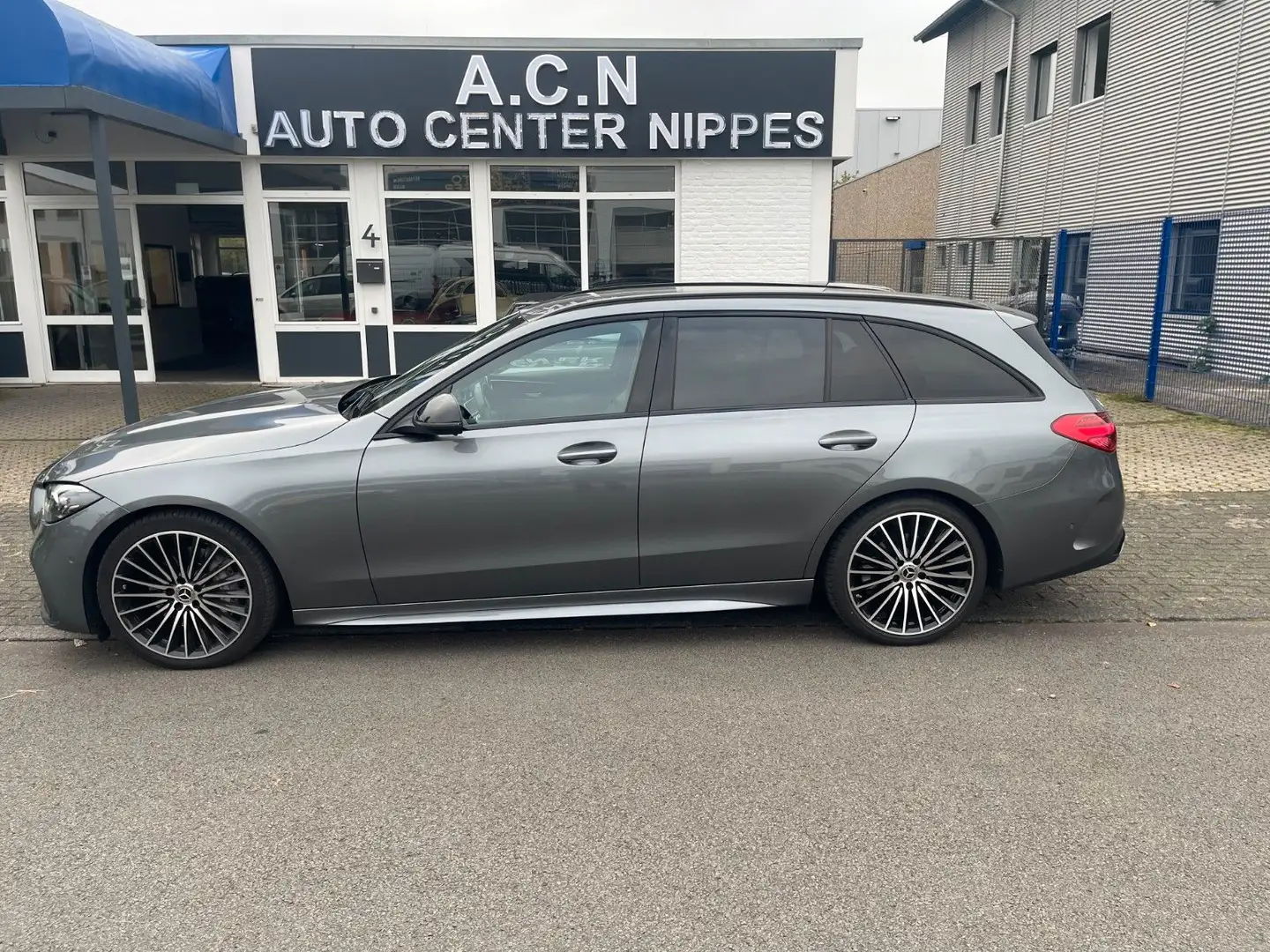 Mercedes-Benz C 220 T d AMG Kamera Leder LED COMAND Night Pac Gris - 1