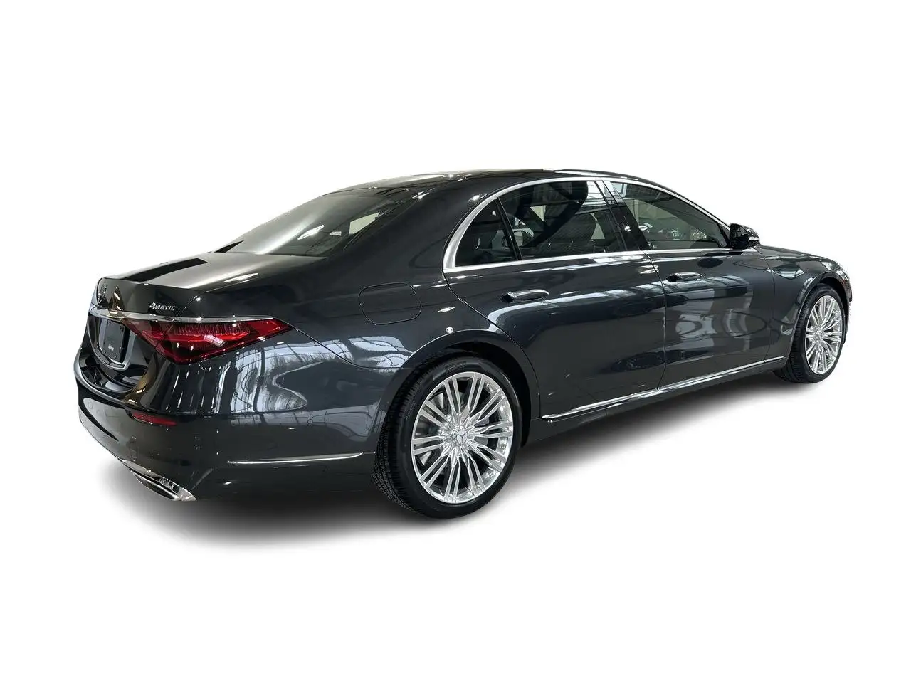 Mercedes-Benz S-Class снимка Mercedes-Benz S-Class