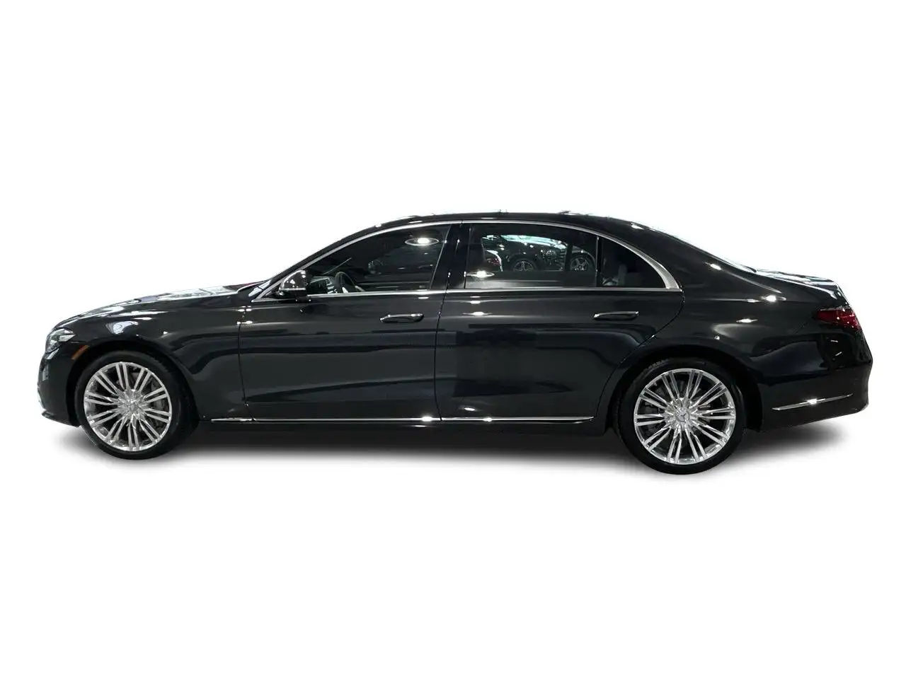 Mercedes-Benz S-Class снимка Mercedes-Benz S-Class