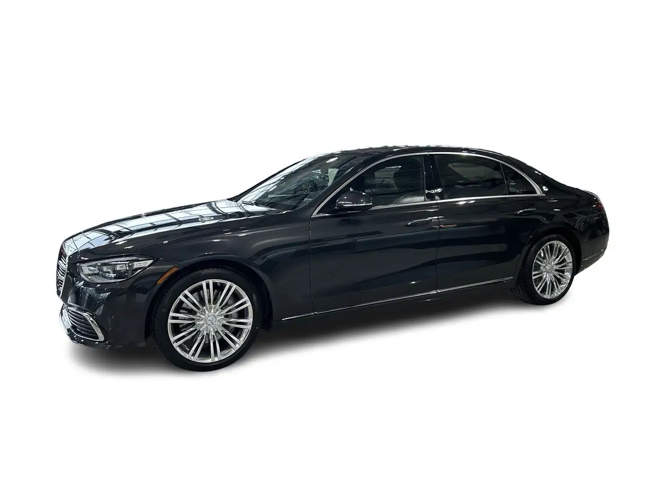 Mercedes-Benz S-Class снимка Mercedes-Benz S-Class