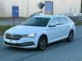 Skoda Superb Superb Kombi 2,0 TDI Style DSG   **1.BESITZ**NP:51.477**TOP AUSSTATTUNG**ÖSTERREICHISCHES AUTO**EXPORT**GEWERBE**UVM:...* Weiß - thumbnail 3