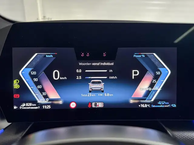 BMW 2 Series view 13