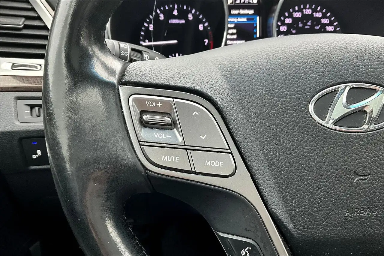 Hyundai SANTA FE снимка Hyundai SANTA FE