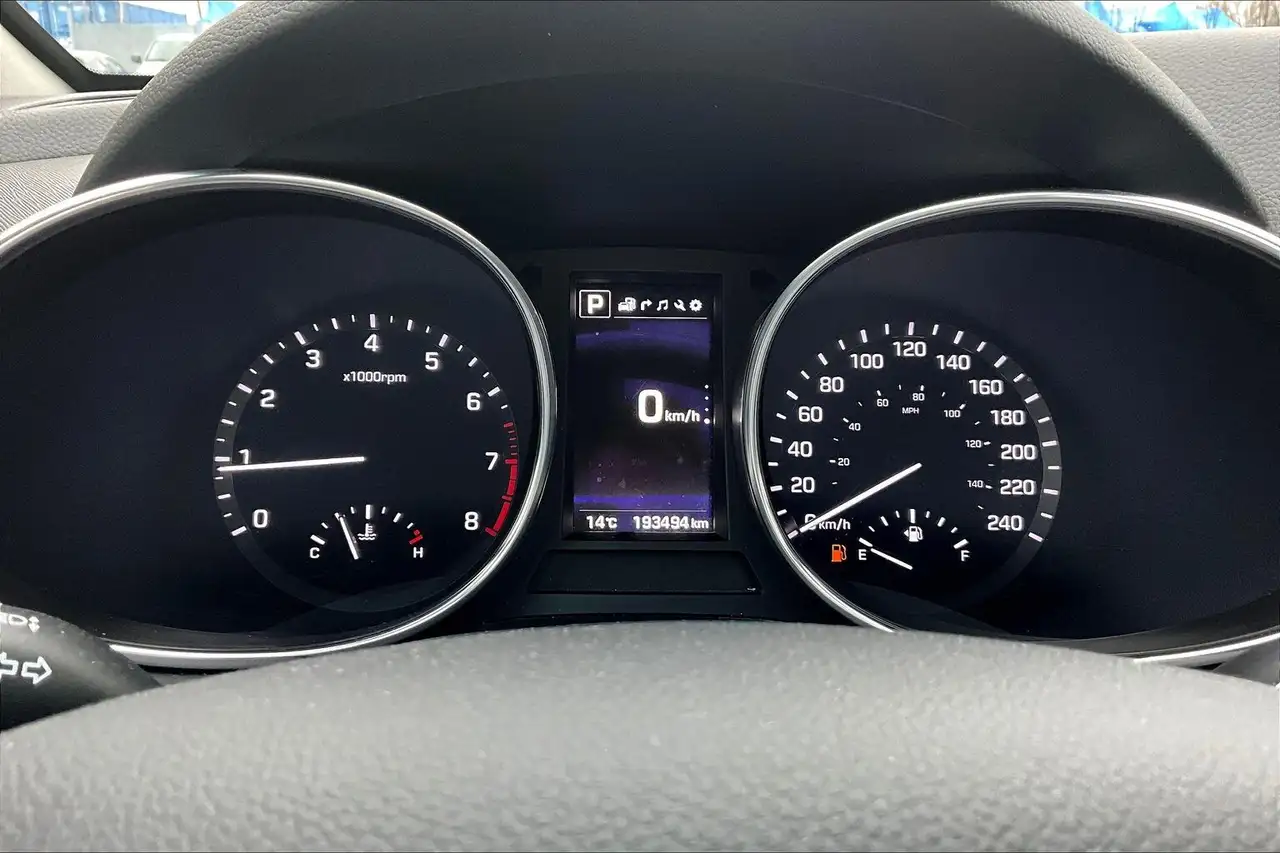 Hyundai SANTA FE снимка Hyundai SANTA FE