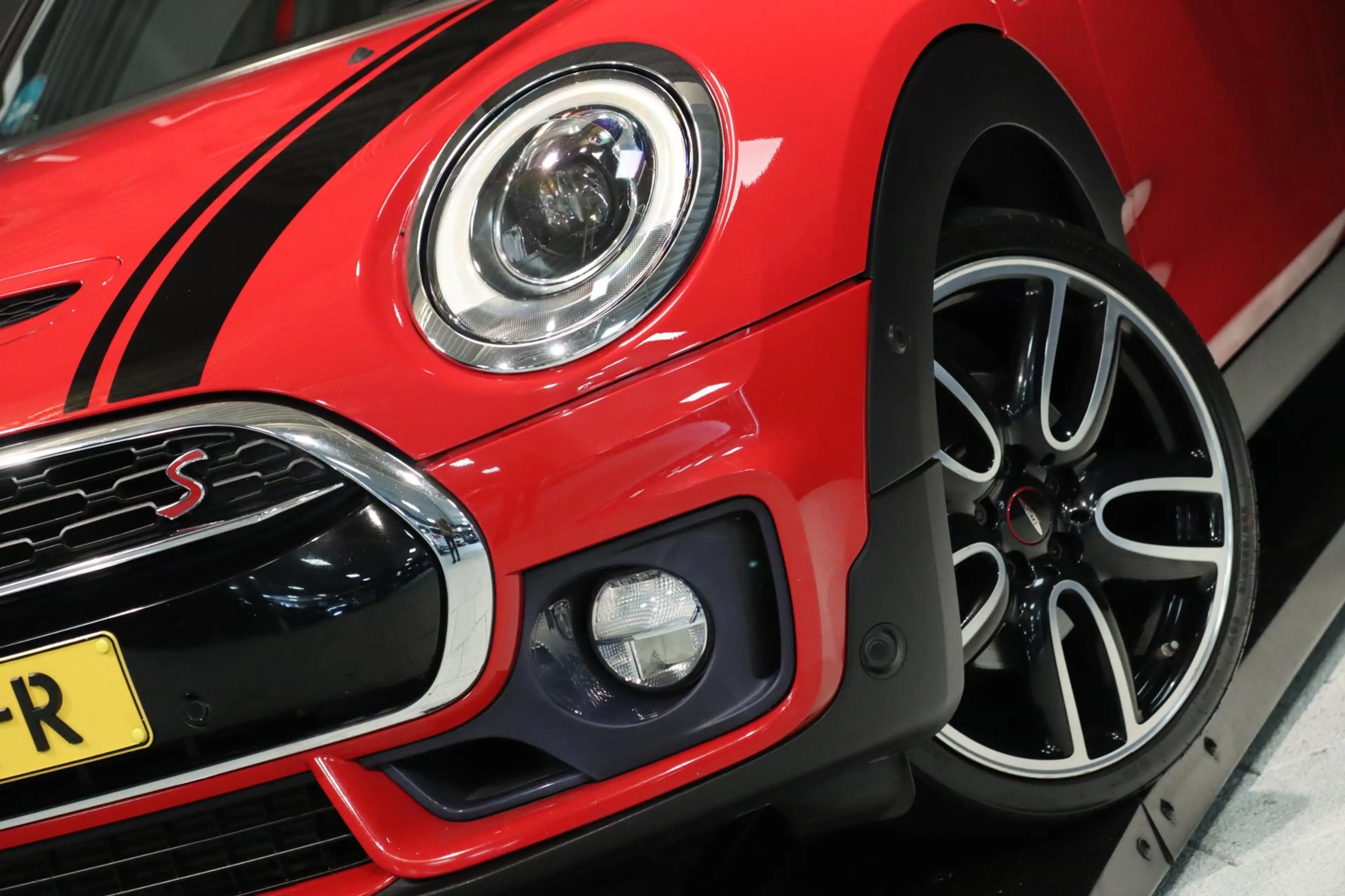 MINI Cooper S Clubman 2.0 Chili Serious / PANO / HUD / ACC / H&K / CAMER — photo 2