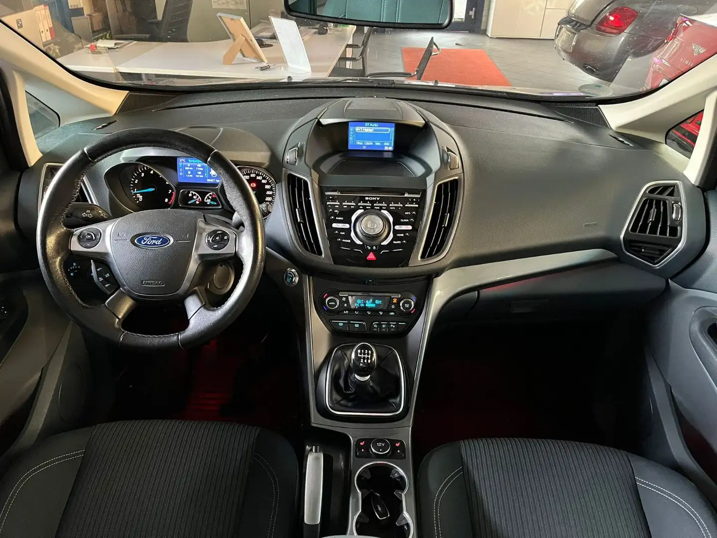 Ford Grand C-Max Grand C-MAX Titanium*RFK*PANO*NAVI*PDC* Braun - 2