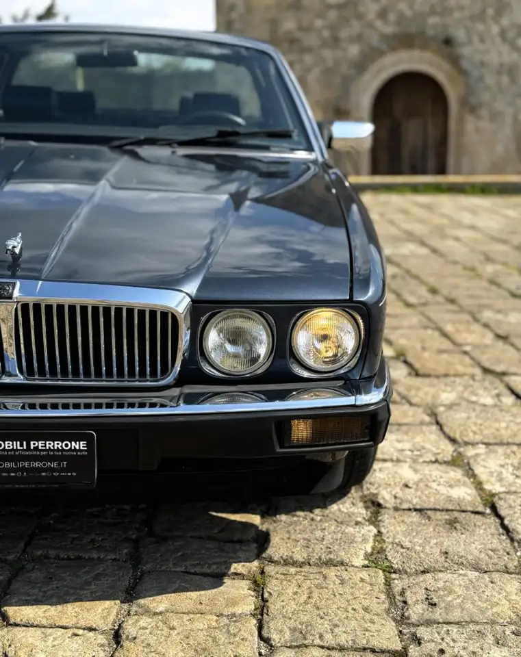 Jaguar XJ6 3.2 cat. Manuale Iscritta ASI, foto 10