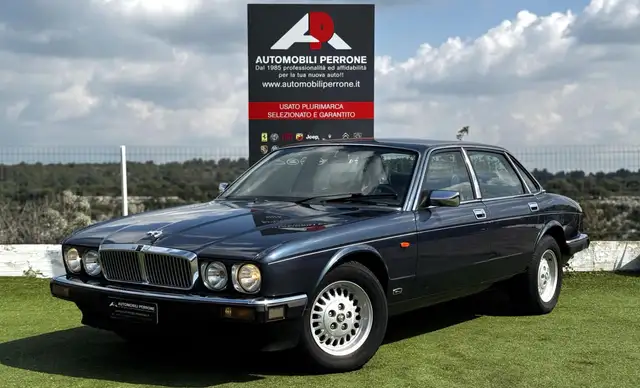 Jaguar XJ6 3.2 cat. Manuale  Iscritta ASI