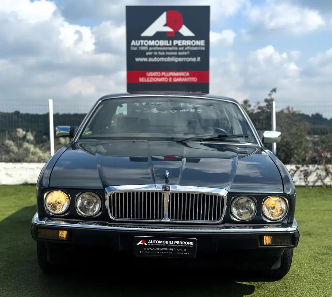 Jaguar XJ6 3.2 cat. Manuale Iscritta ASI, foto 2