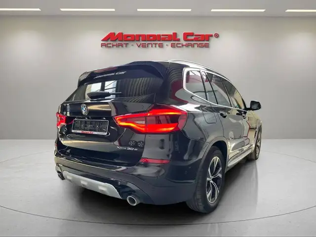 BMW X3 view 7