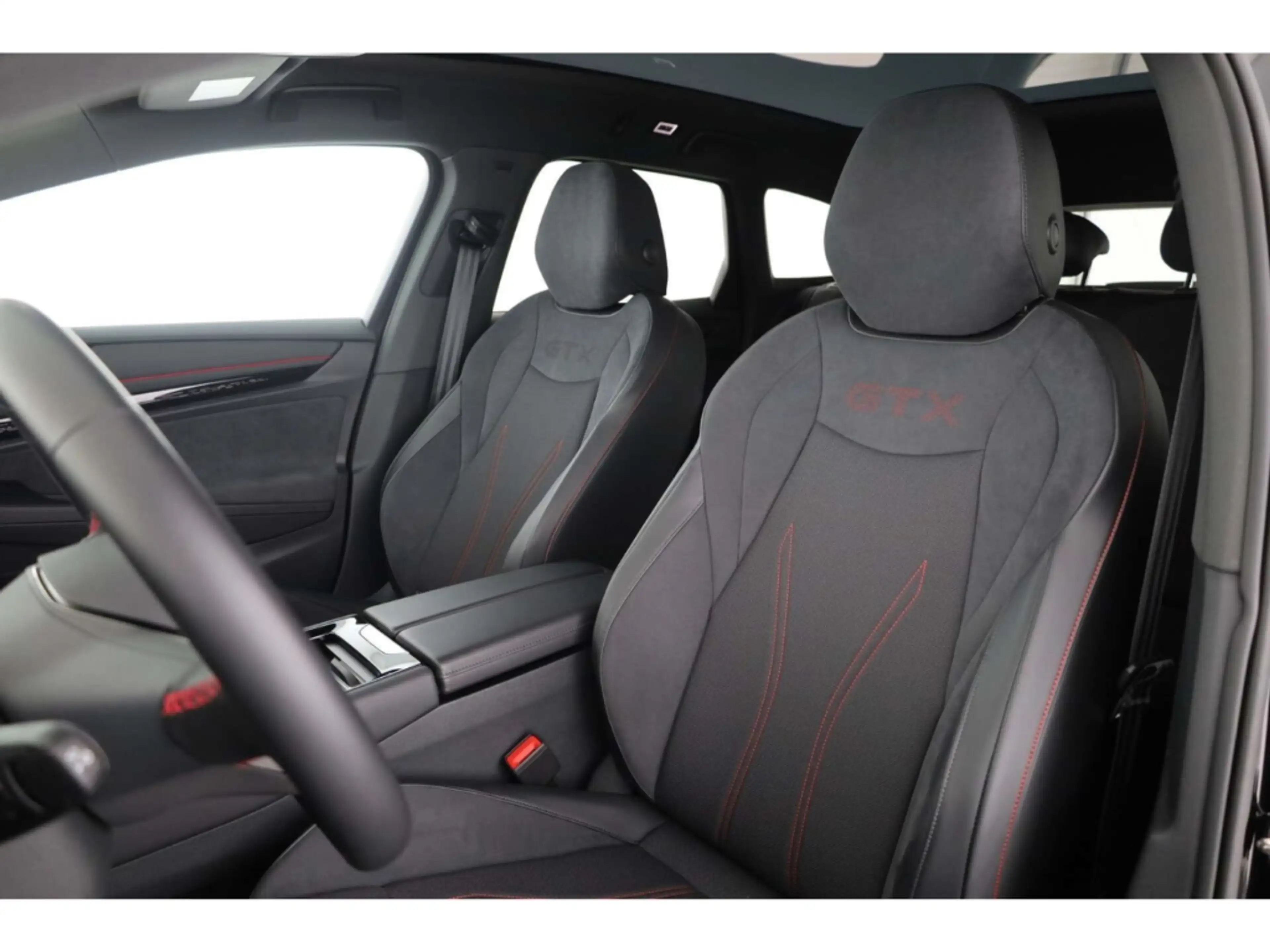 Volkswagen ID.7 Tourer GTX 86kWh Matrix/AHK/P-Dach/W-Pumpe — photo 12