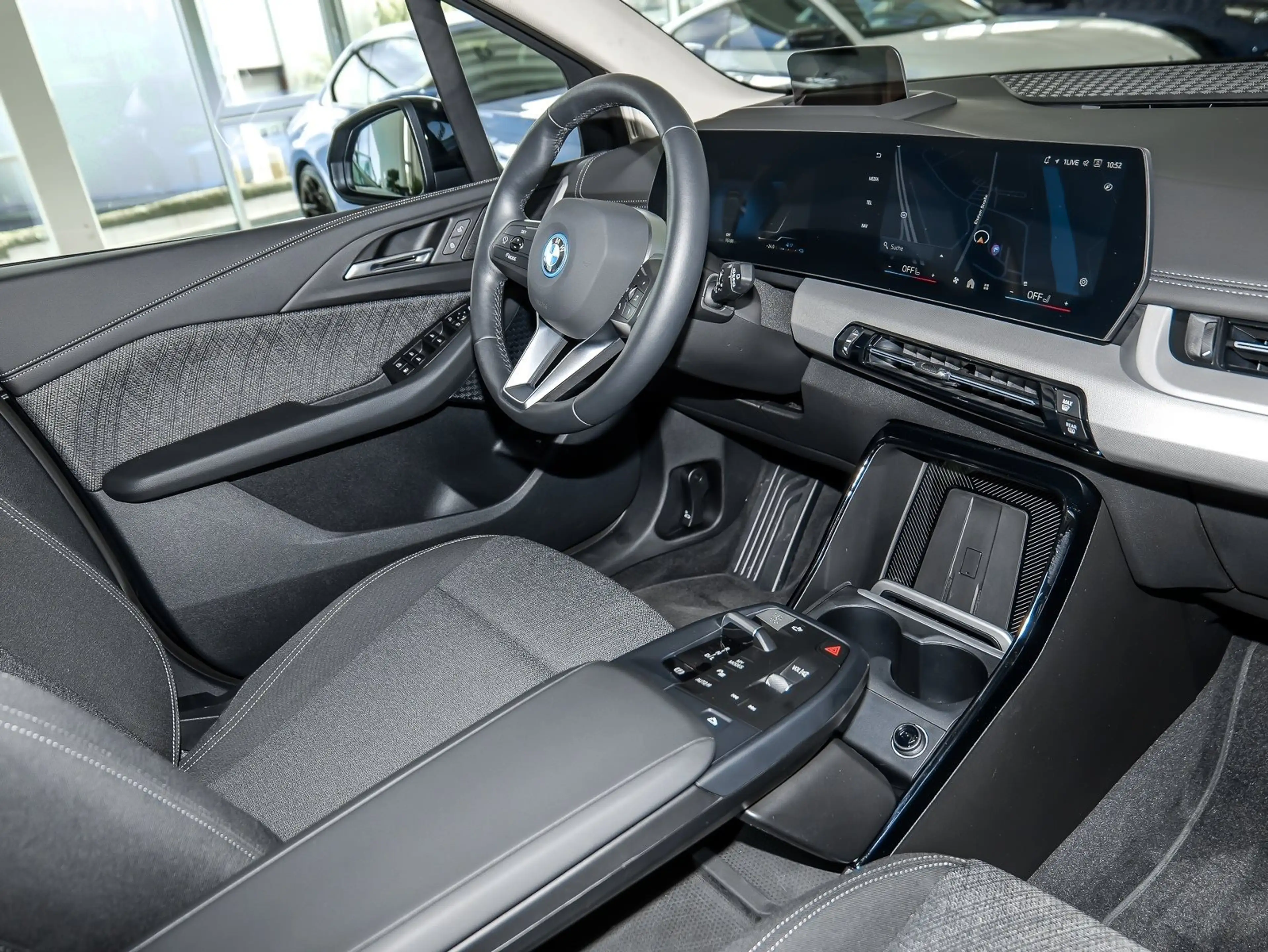 BMW 230 e xDrive ActiveTourer AHK HeadUp 360 Grad ACC — photo 15