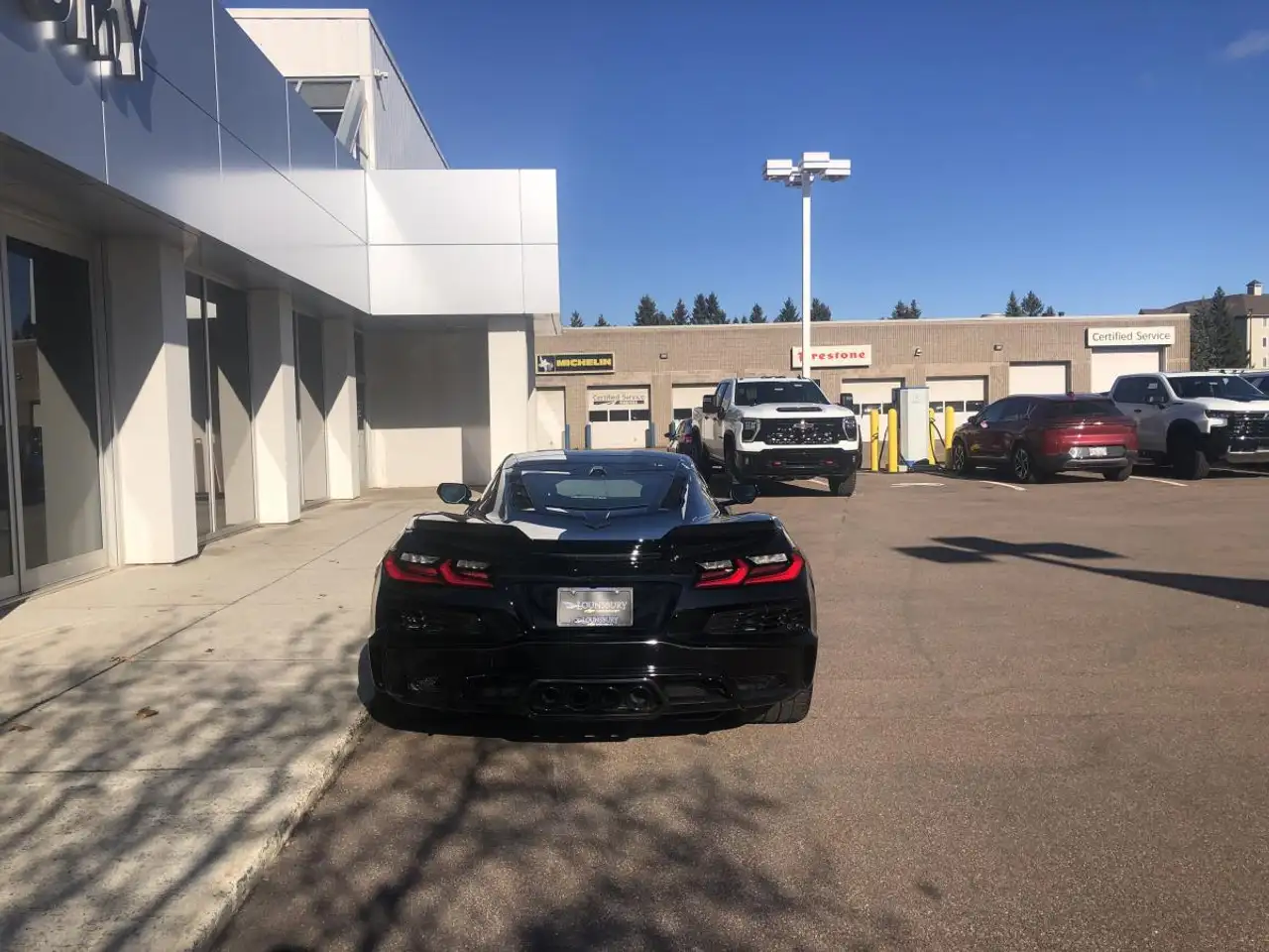 Chevrolet Corvette снимка Chevrolet Corvette