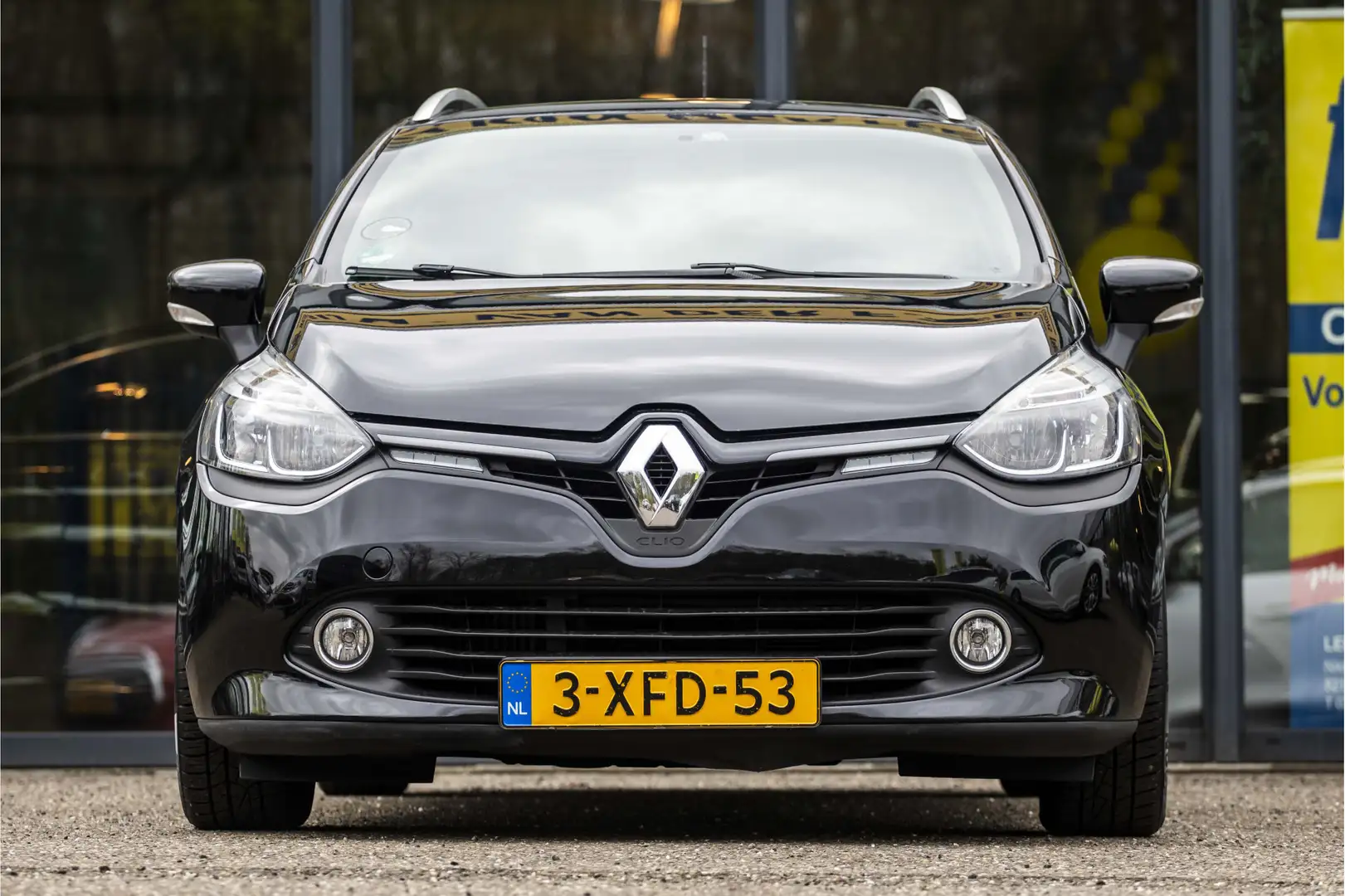 Renault Clio Estate 0.9 TCe Night&Day Zwart - 2