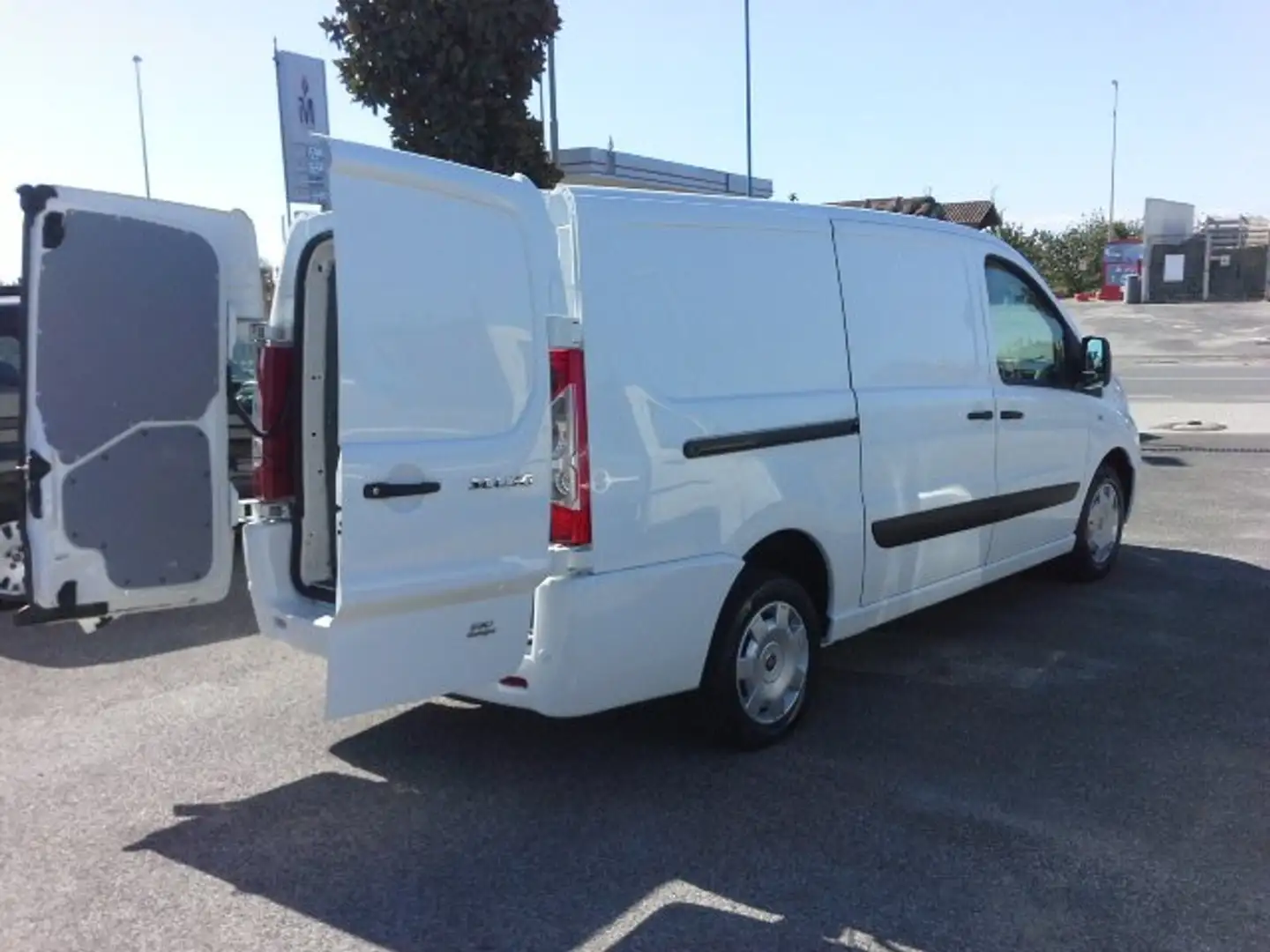 Fiat Scudo 2.0 MJT 130CV MAXI FURGONE 12.00 kg passo lungo Bianco - 1