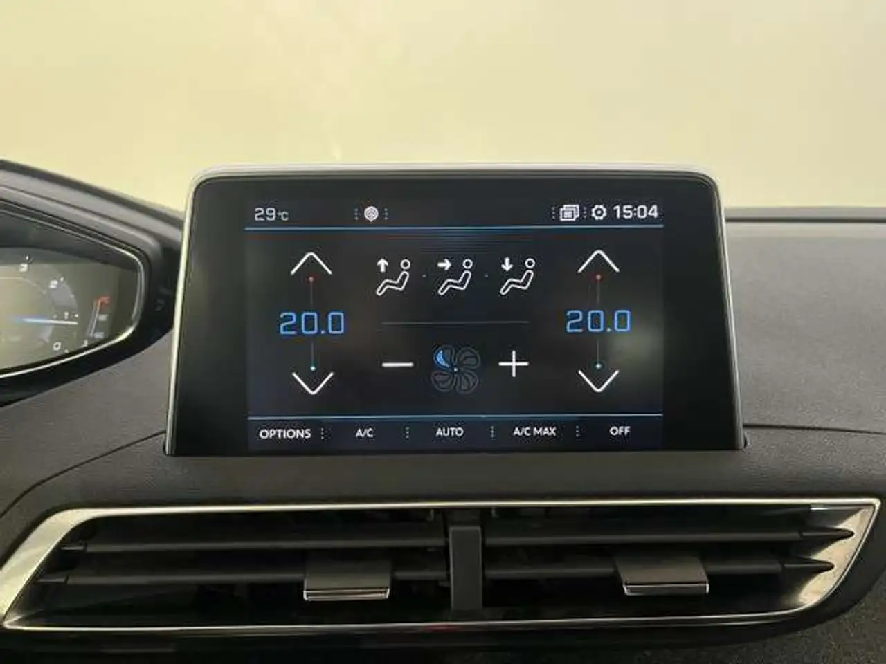 Peugeot 3008 3008 — photo 16