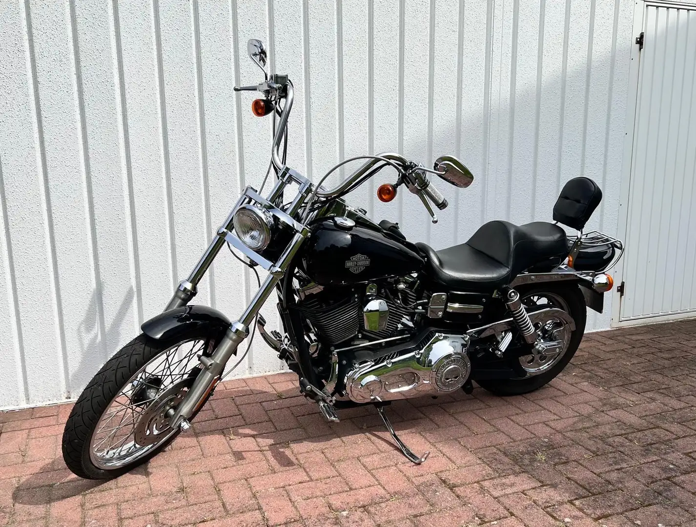 Harley-Davidson Dyna Wide Glide FXDWG Černá - 2