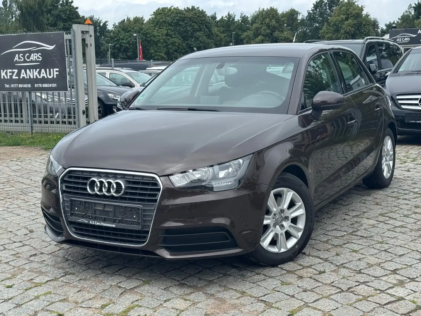 Audi A1 1.4 TSI Sportback*Klima*Navi*Sitzhzg* Braun - 1