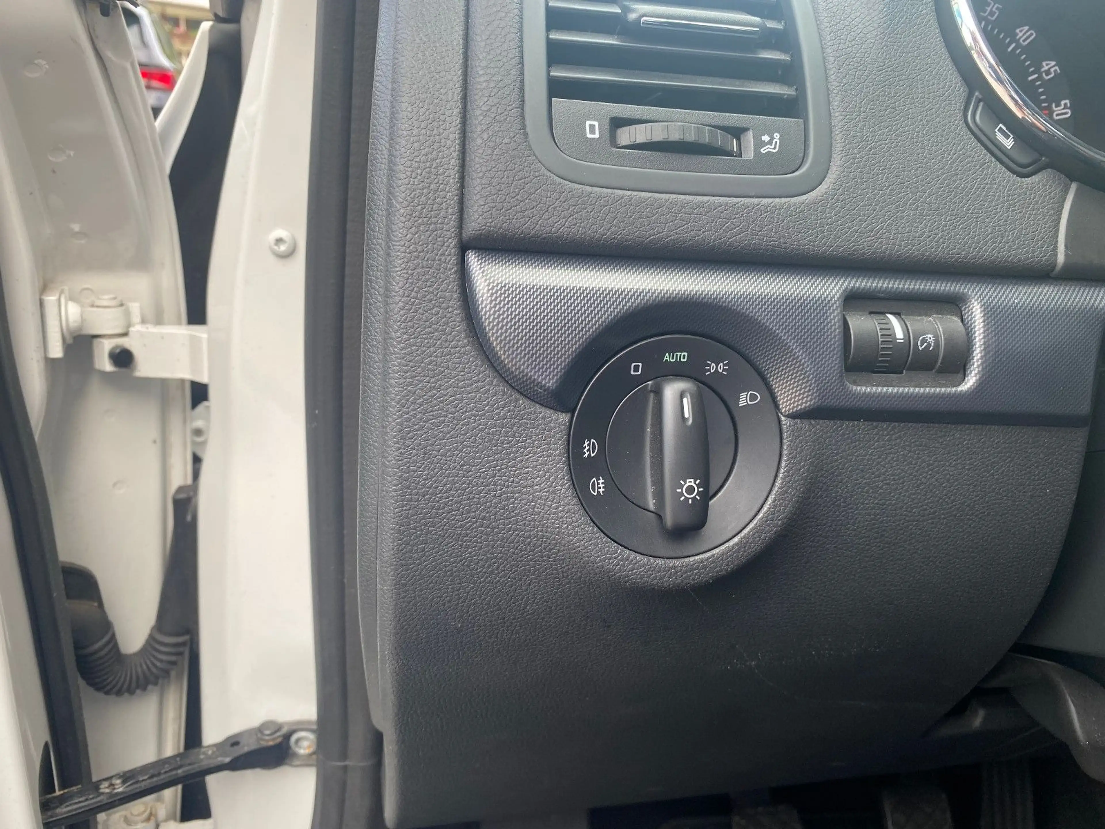 Skoda Yeti Adventure 4x4 +Nav+Sitzh.+ AHK +Bremsen neu — photo 10