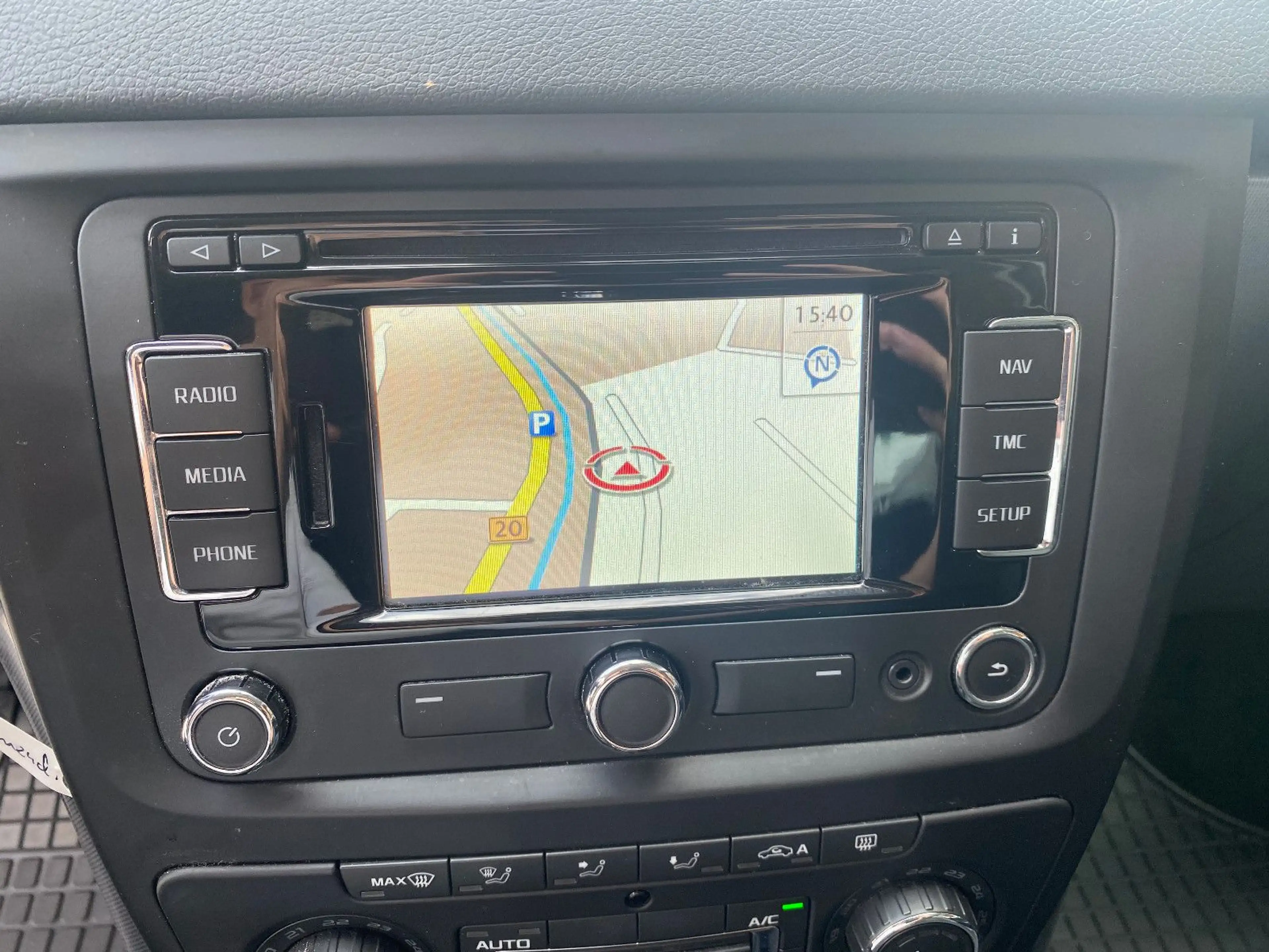 Skoda Yeti Adventure 4x4 +Nav+Sitzh.+ AHK +Bremsen neu — photo 13
