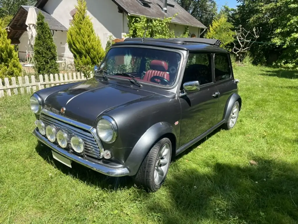 Mini 1300 2000 из Европы — купить под ключ