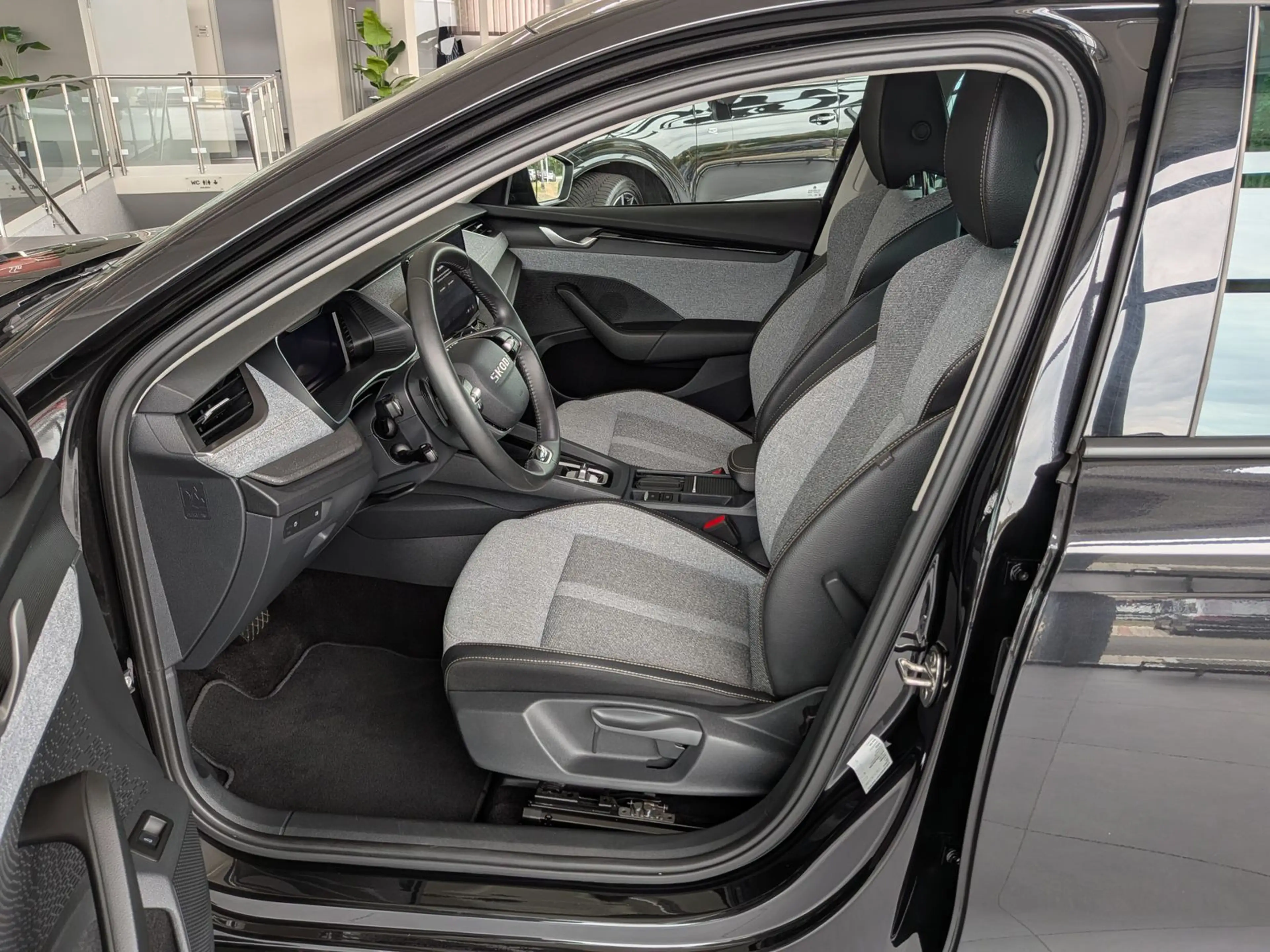 Skoda Octavia 1.5TSI mHEV DSG ACC Style AHK 17" 5J-Gar — photo 14