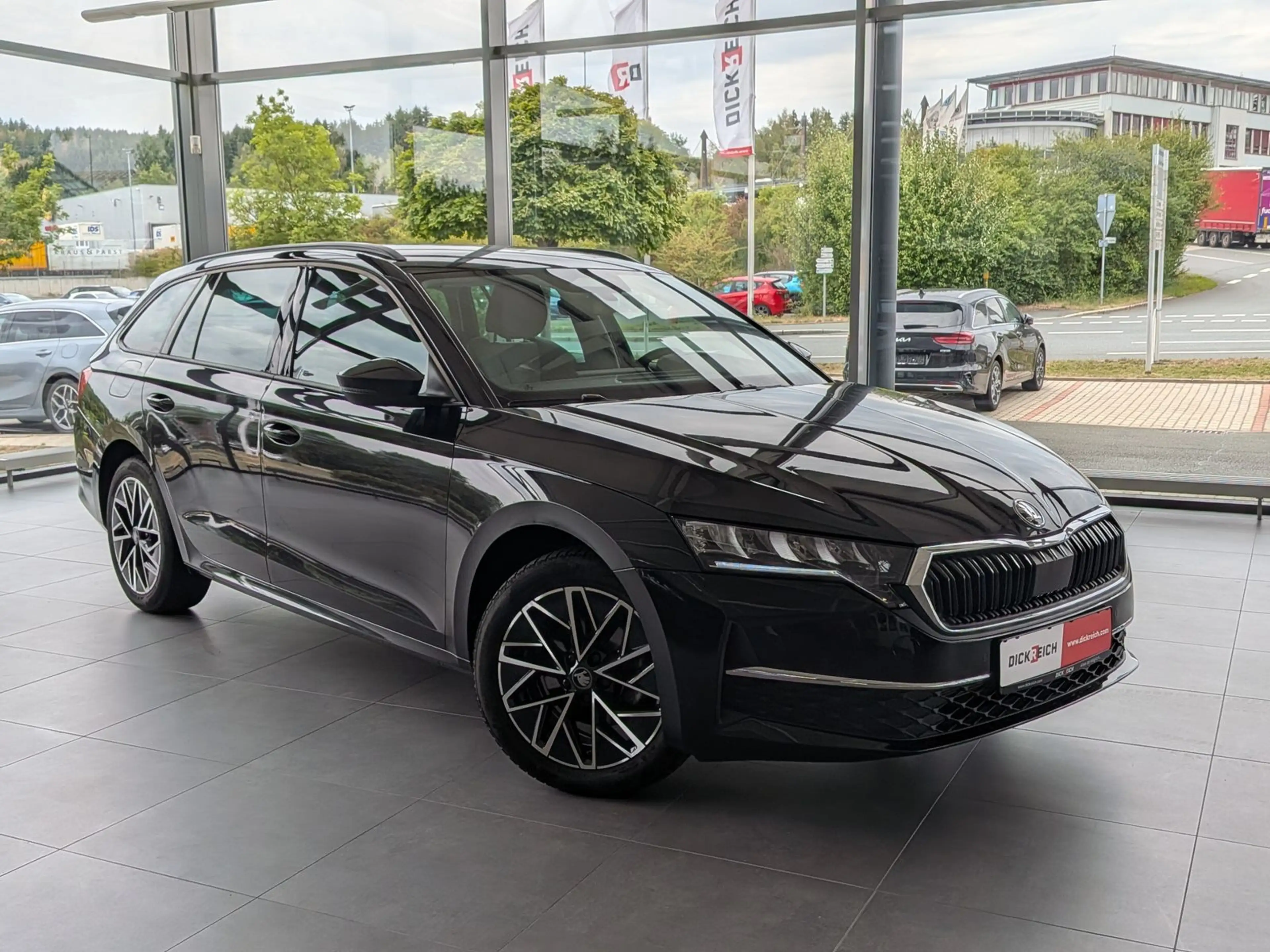 Skoda Octavia 1.5TSI mHEV DSG ACC Style AHK 17" 5J-Gar