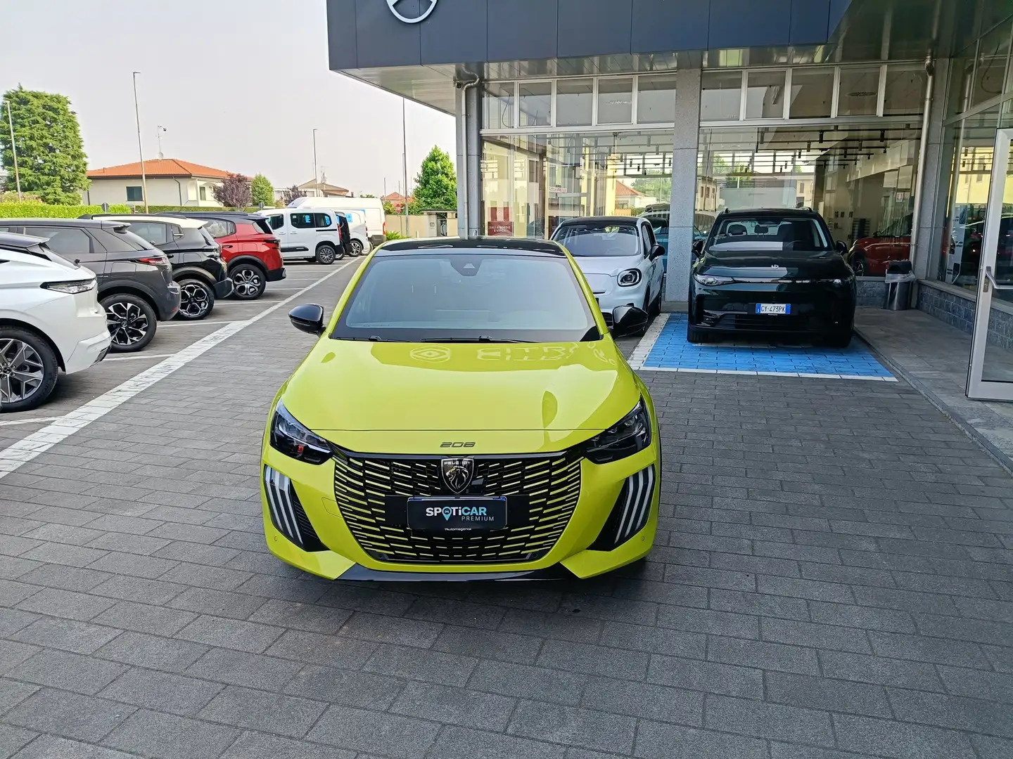 Peugeot 208 1.2 PureTech 100cv GT + TETTO VETRO KM ZERO Giallo - 2