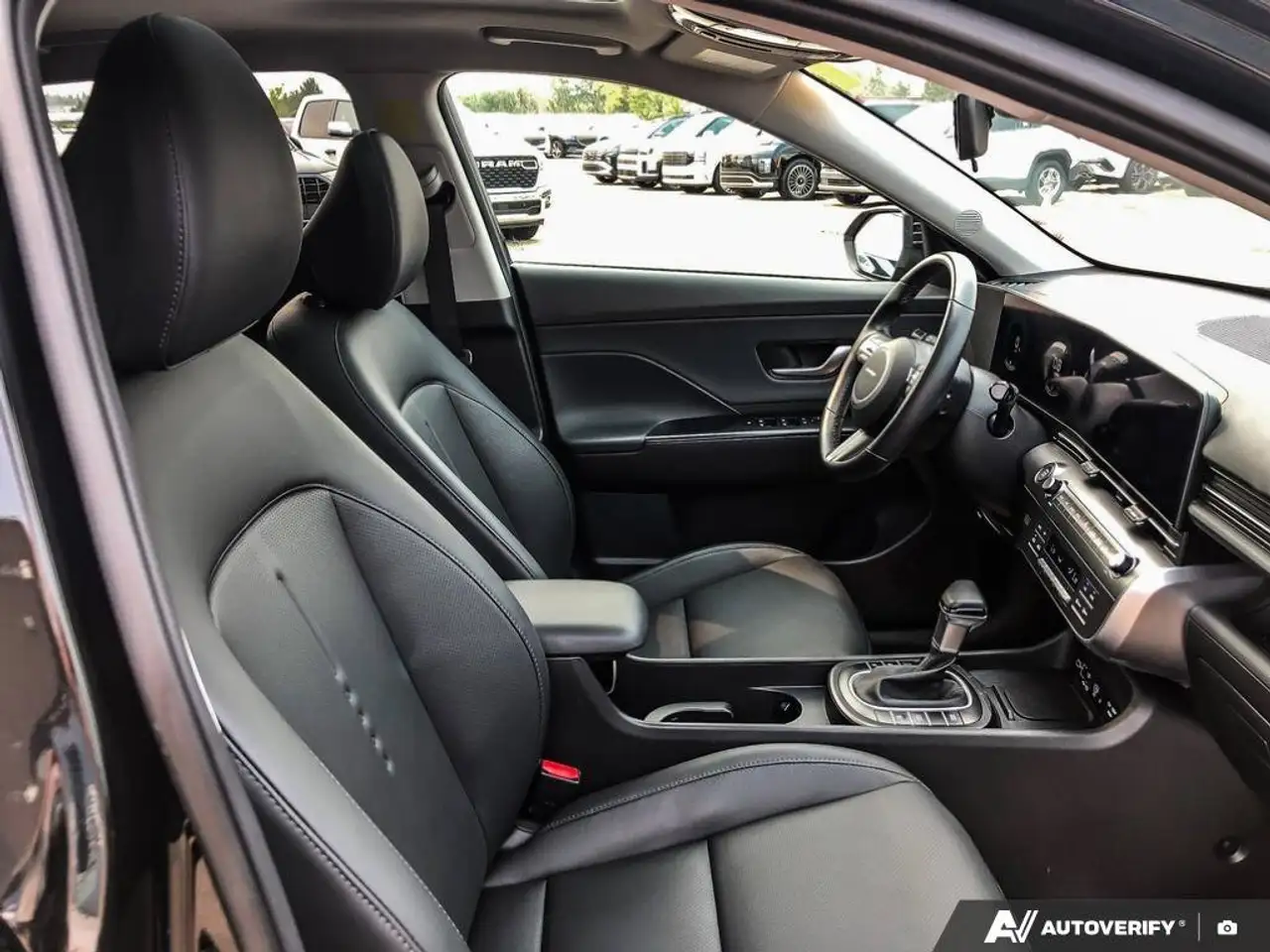 Hyundai KONA снимка Hyundai KONA