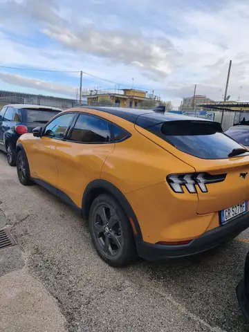Ford Mustang Mach-E standard range rwd 269cv auto