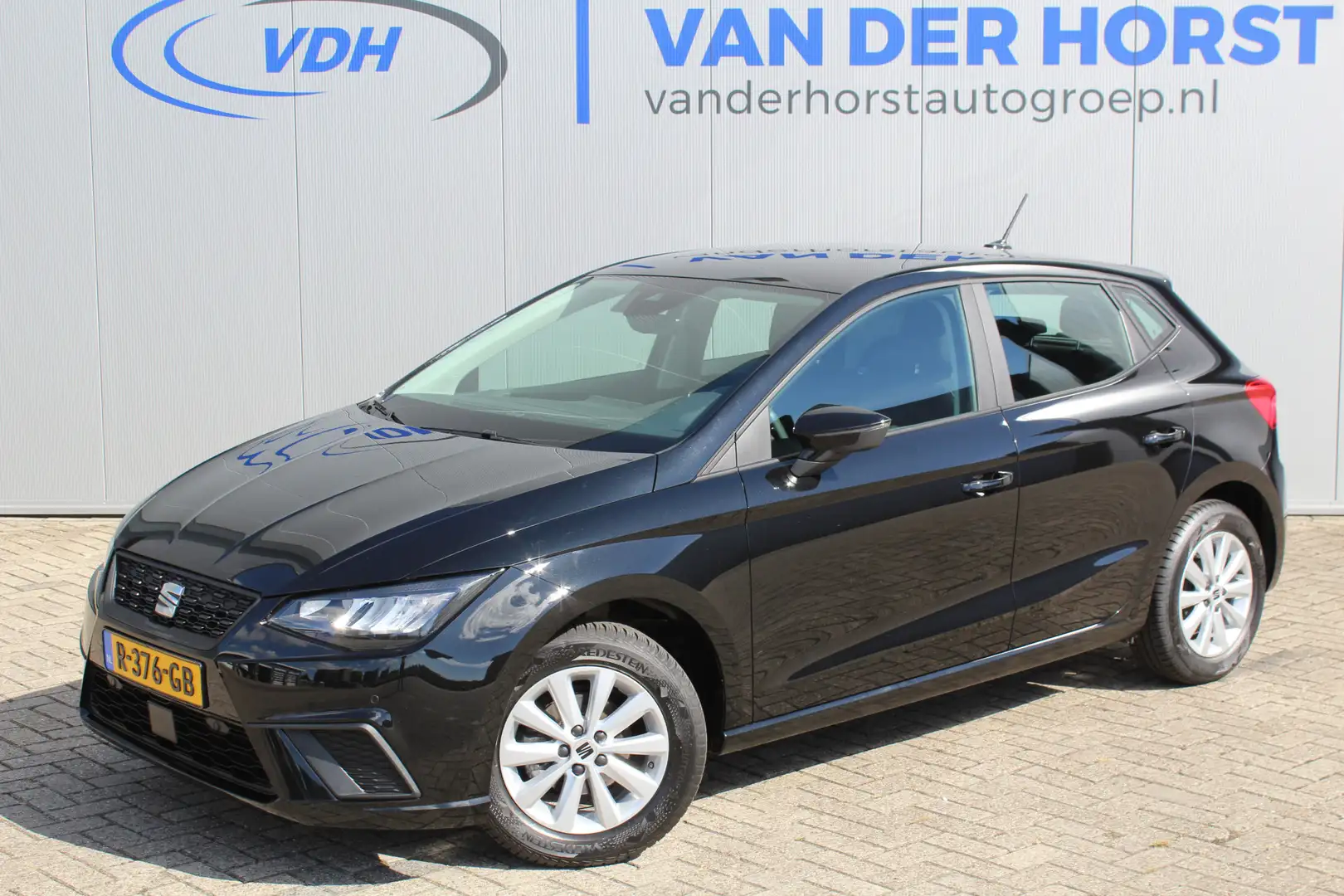 SEAT Ibiza 1.0-96pk TSI Style. NIEUWSTE MODEL In nieuwstaat ! Zwart - 1
