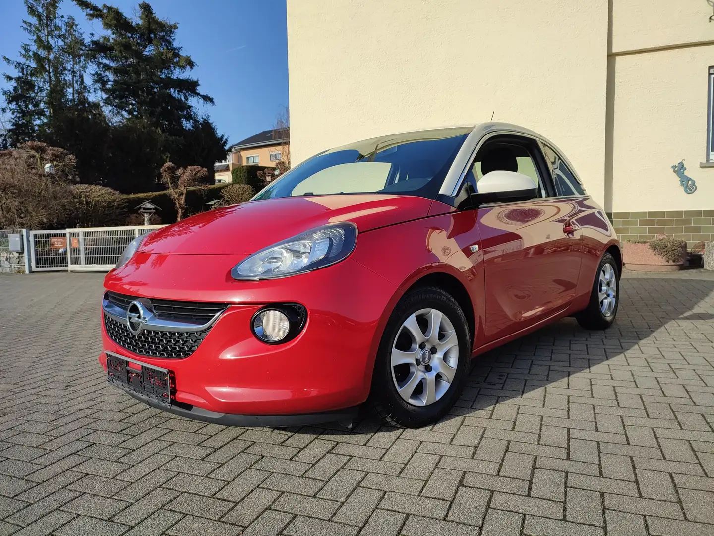 Opel Adam 1,4 mit 100PS 1. Hand TüV +Insp NEU Rot - 2