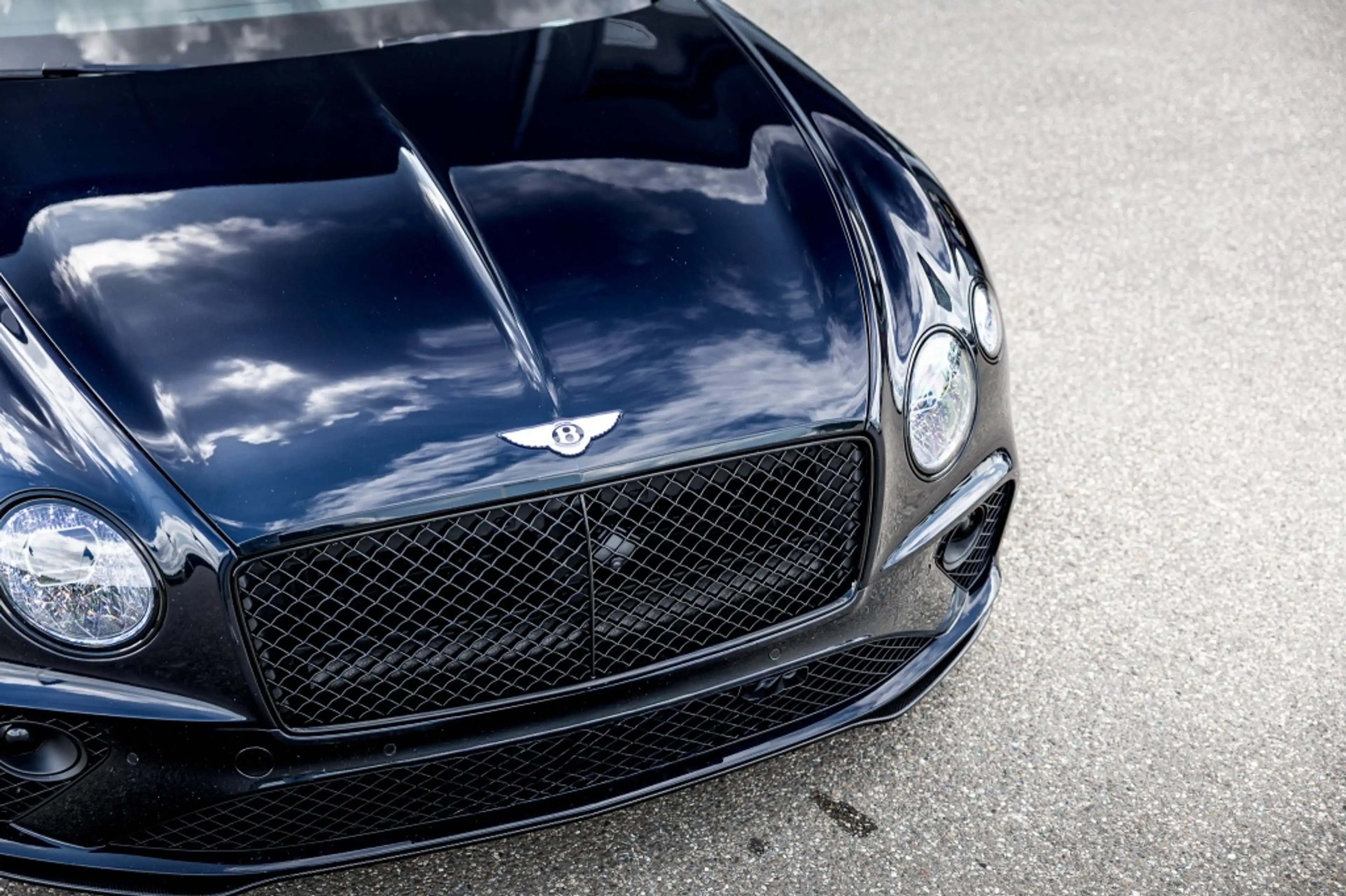 Bentley Continental GTC V8S | Rotating display | 1e Eig. | 22" | Night Vis — photo 11
