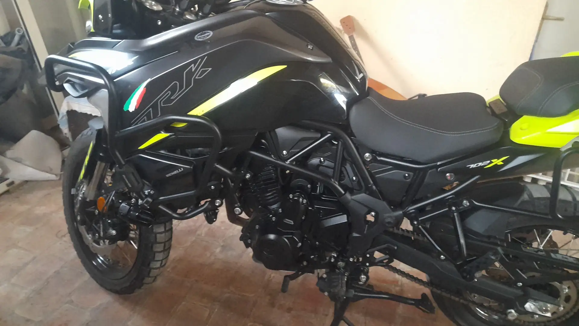 Benelli TRK 702 x Gri - 1