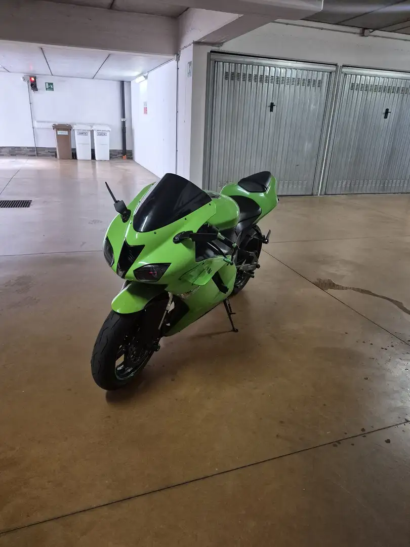 Kawasaki Ninja ZX-6R Verde - 2