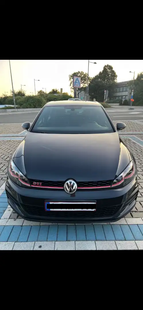 Volkswagen Golf GTI 2.0 TSI Performance DSG - 1
