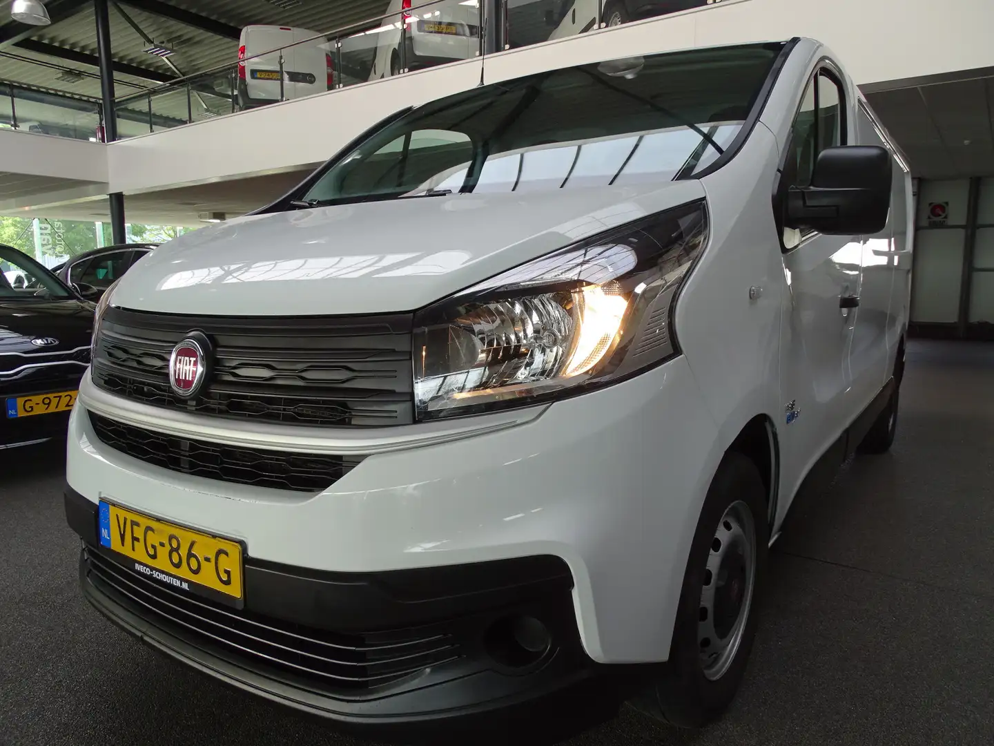Fiat Talento 2.0 MultiJet L2H1 146PK 3Persns Trekh., Navi, Airc Wit - 1