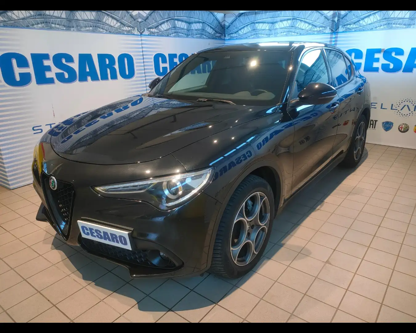 Alfa Romeo Stelvio 2.2 Turbo Sprint Nero - 2