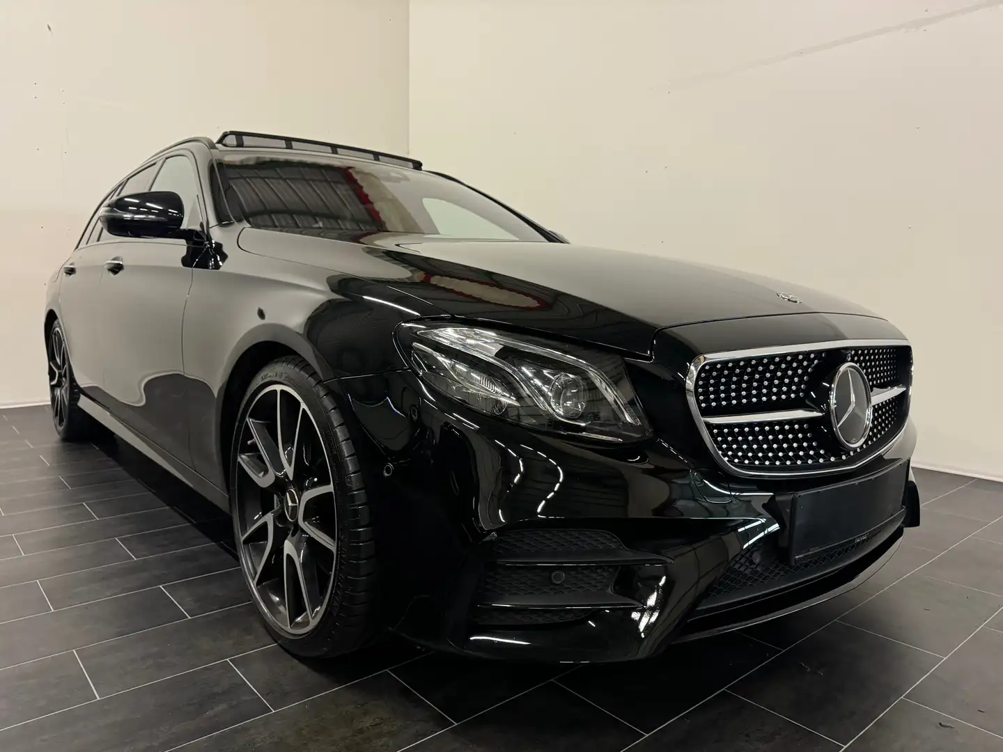 Mercedes-Benz E 43 AMG **Luftfahrwerk-Standheizung-Pano-LED-Rote Gurte** Nero - 1
