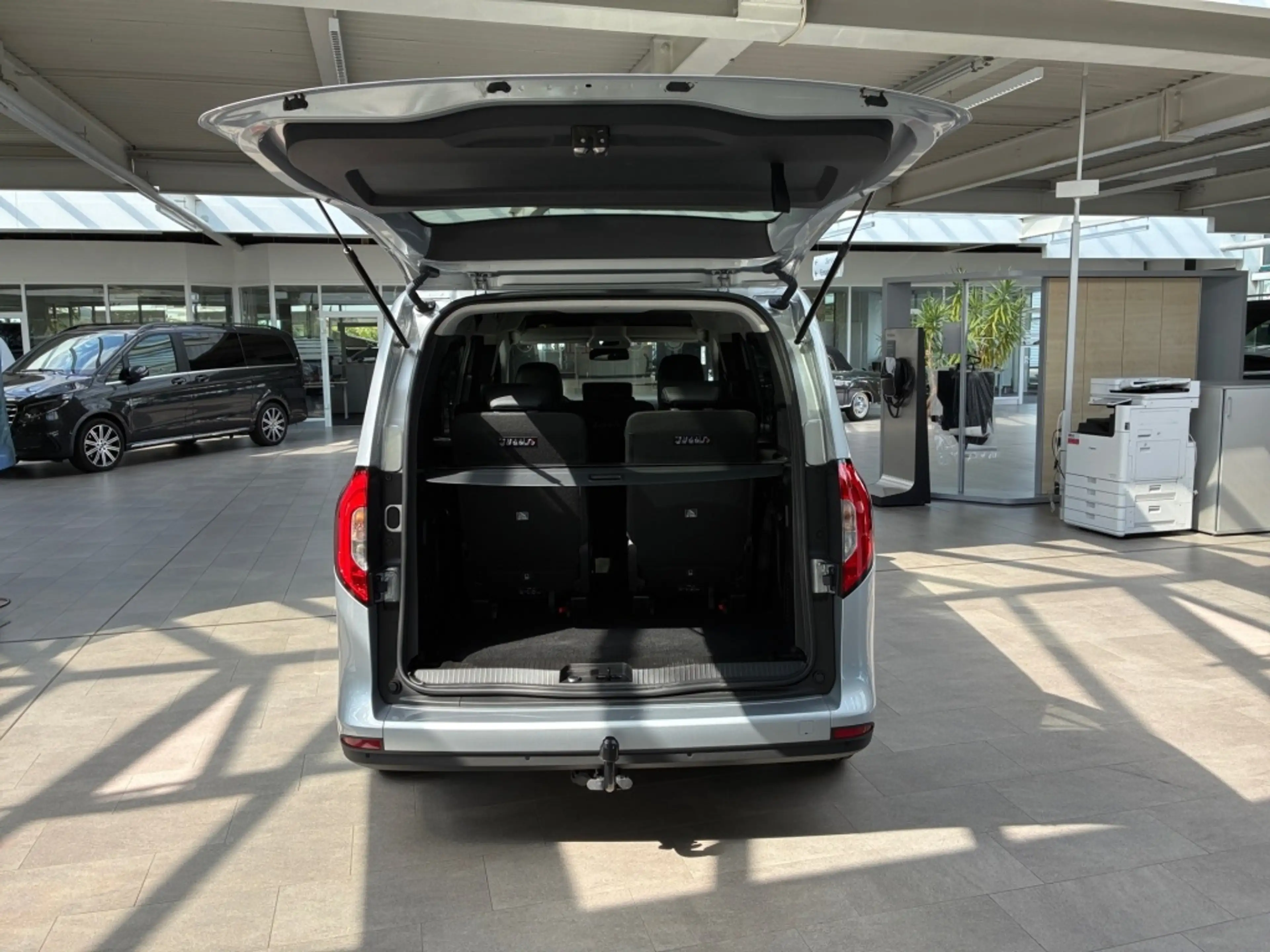 Mercedes-Benz T-Class T 180 Progressive Lang MBUX+Progressive+Ambiente — photo 9