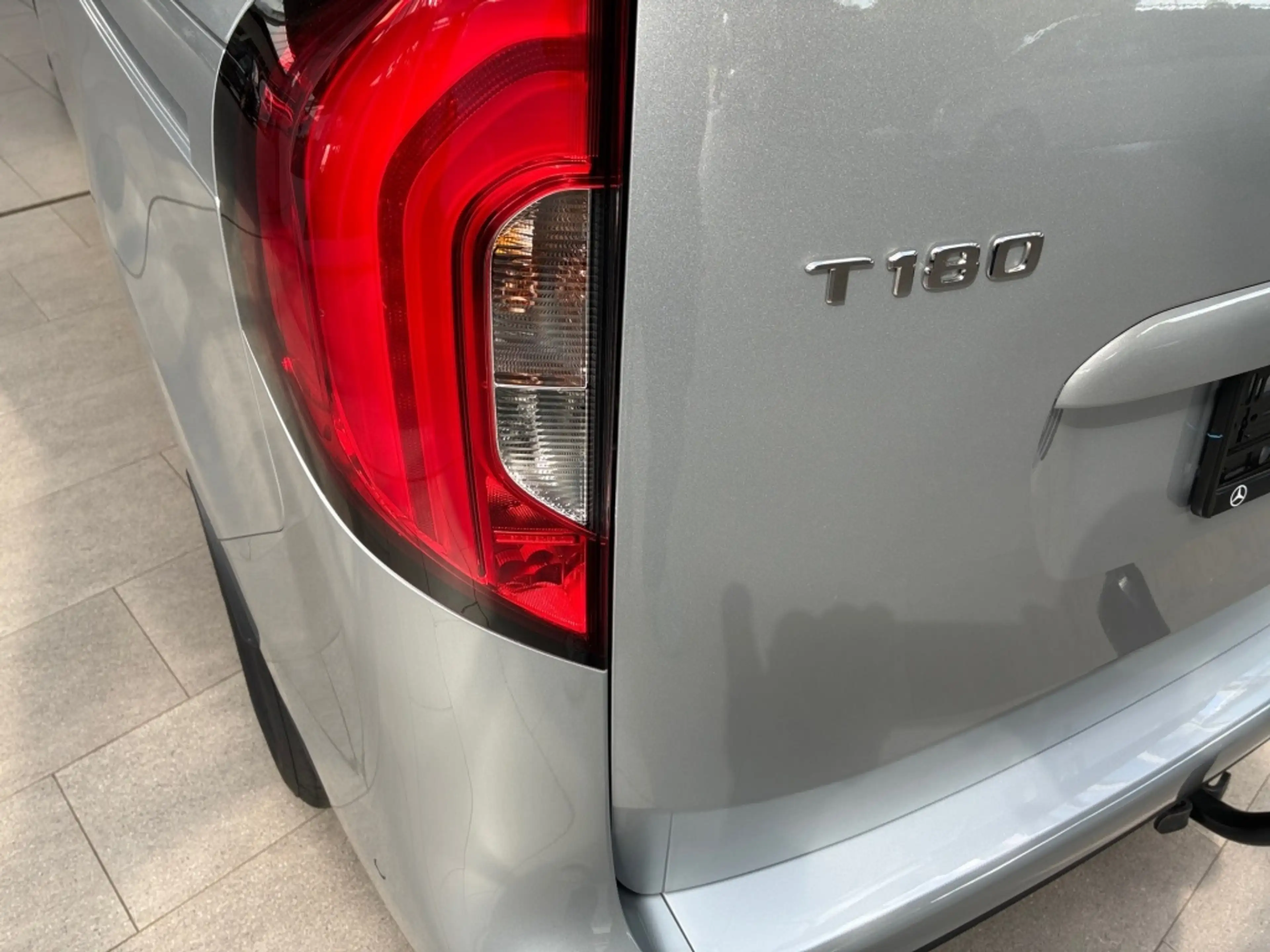Mercedes-Benz T-Class T 180 Progressive Lang MBUX+Progressive+Ambiente — photo 10