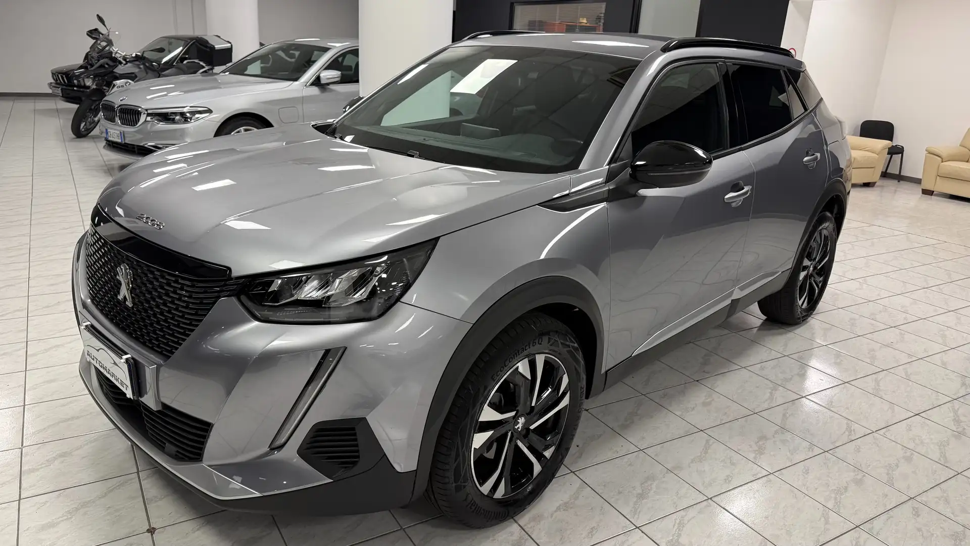 Peugeot 2008 2008 II 2020 1.2 puretech Allure Pack s Gris - 1