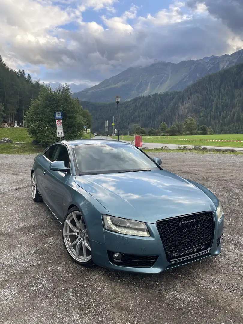 Audi A5 Coupé 3,0 TDI V6 quattro DPF Aut. Blau - 2