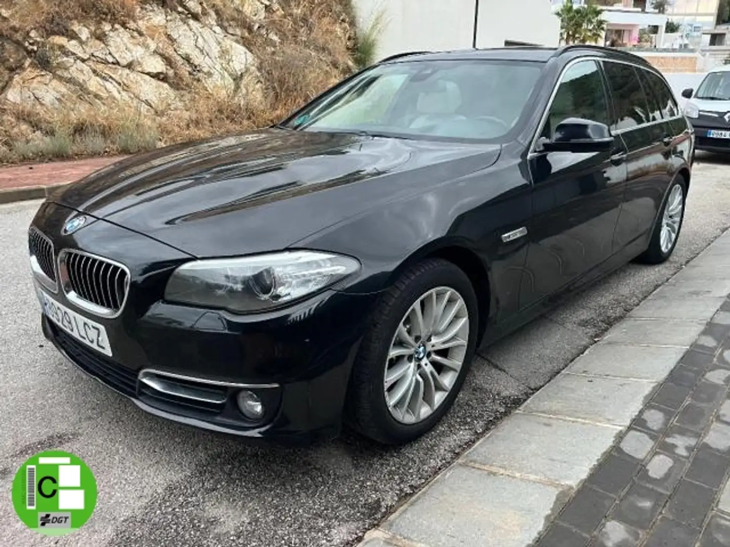 BMW 520 Touring 520d Luxury Negro - 2