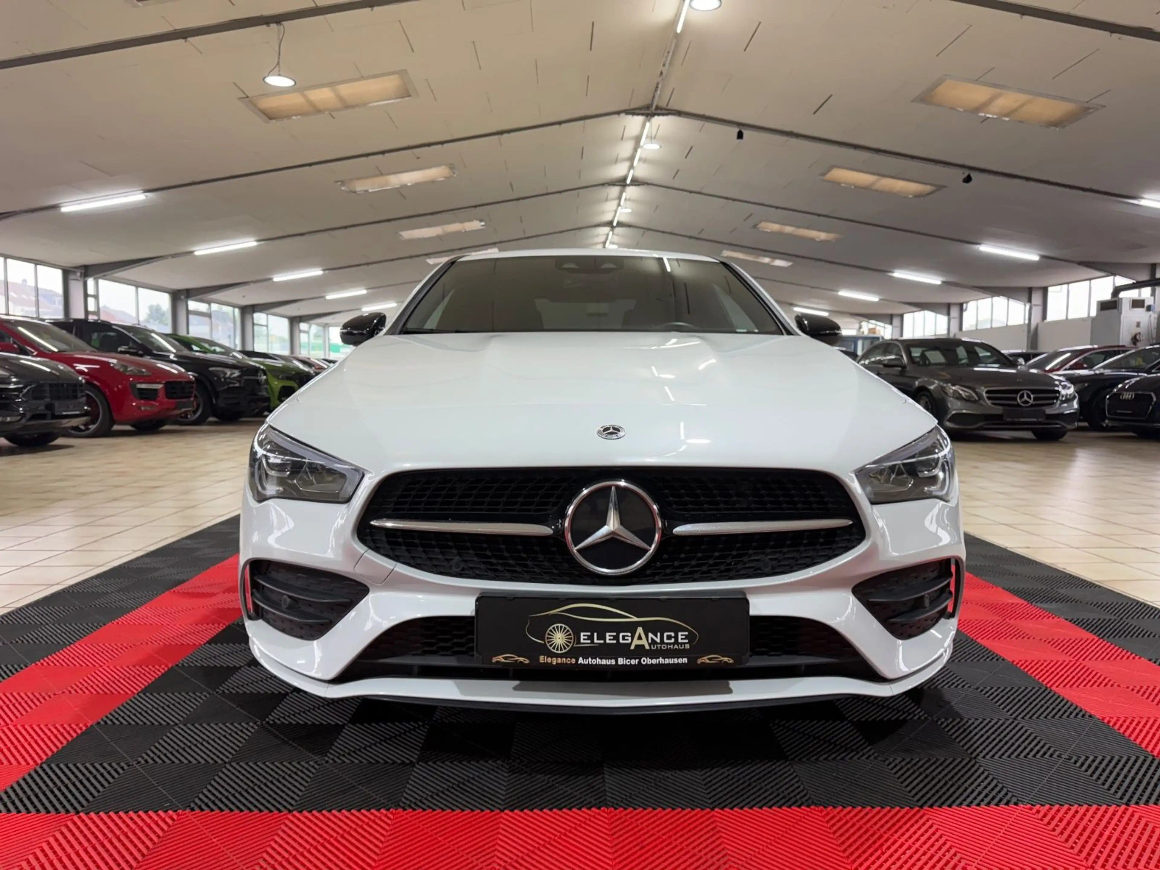 Mercedes-Benz CLA 220 d Edition*AMG-LINE*NIGHT-PAKET*LED* — photo 3