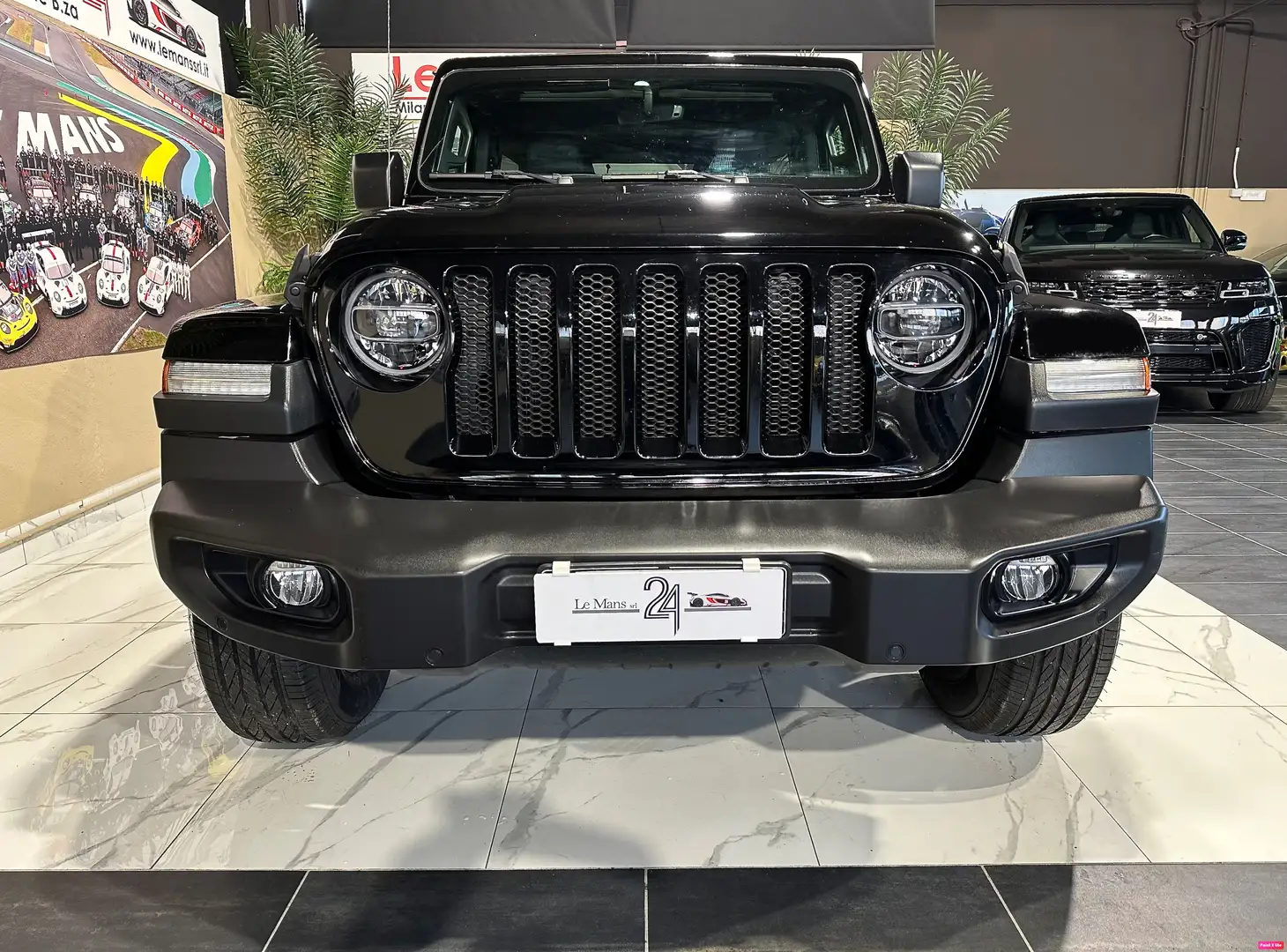 Jeep Wrangler * Riservata* Unlimited 2.2 mjt II Sahara auto Nero - 2