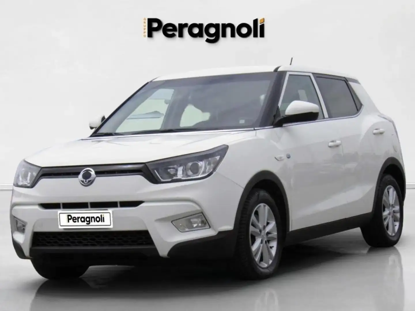 SsangYong Tivoli TIVOLI 1.6D 2WD GO AUTOMATICO Bianco - 1